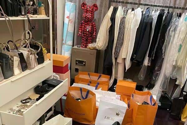 广陵区回收一线品牌衣服